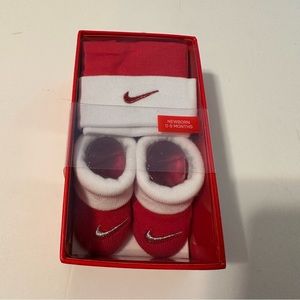 Nike Baby Gift Set